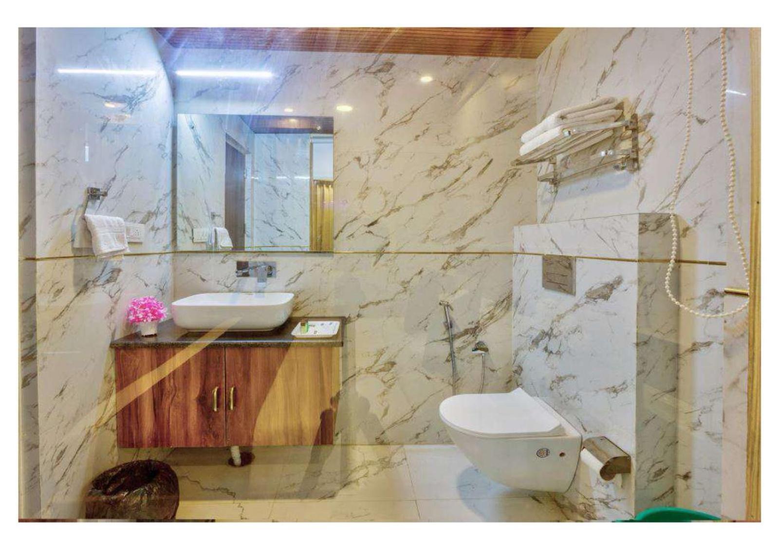 Hotel Ssp Near Mall Road