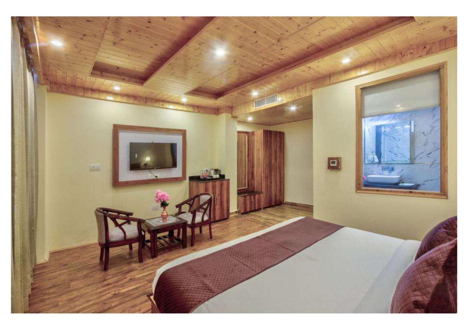 Ssp Near Mall Road Manali (Himachal Pradesh)